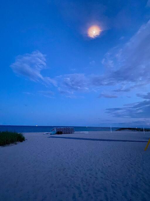 Across The Ocean Few Steps To Beach Contemporary Three Bedroom Townhouse Pompano Beach Exterior foto