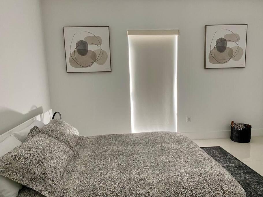 Across The Ocean Few Steps To Beach Contemporary Three Bedroom Townhouse Pompano Beach Exterior foto