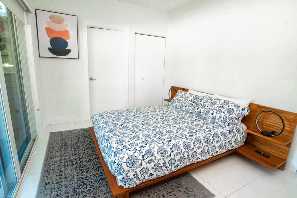 Across The Ocean Few Steps To Beach Contemporary Three Bedroom Townhouse Pompano Beach Exterior foto